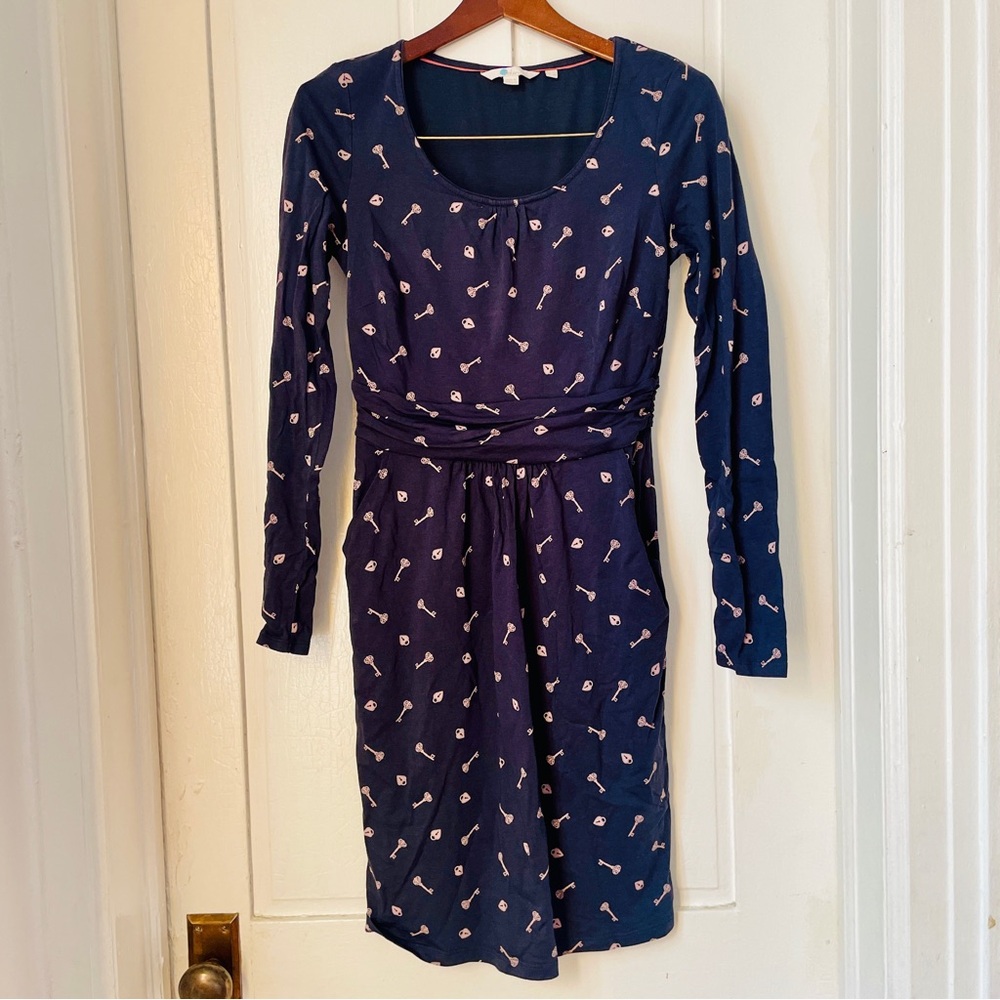 Boden Gray Scoop Neck Long sleeve Dress with Beige Key Print
